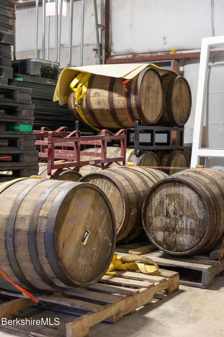 65 Silver St Photo 46