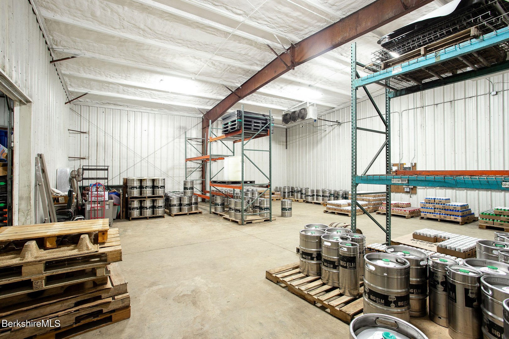 65 Silver St Photo 34