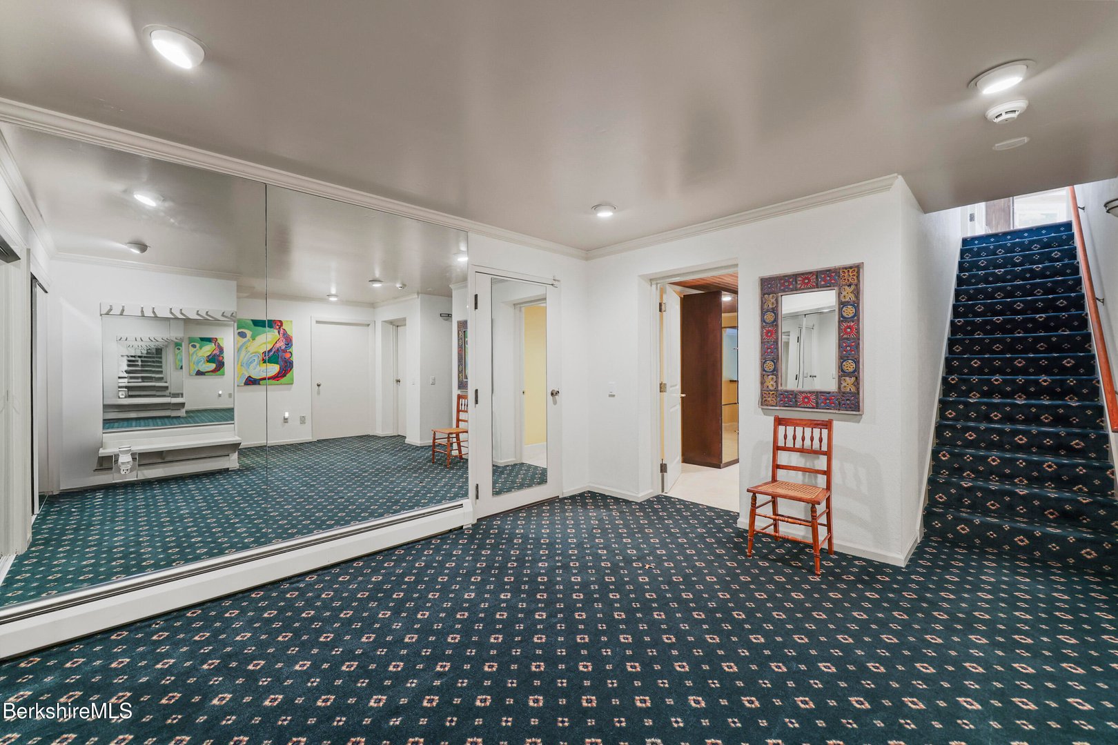 60 Old Cheshire Rd Photo 54