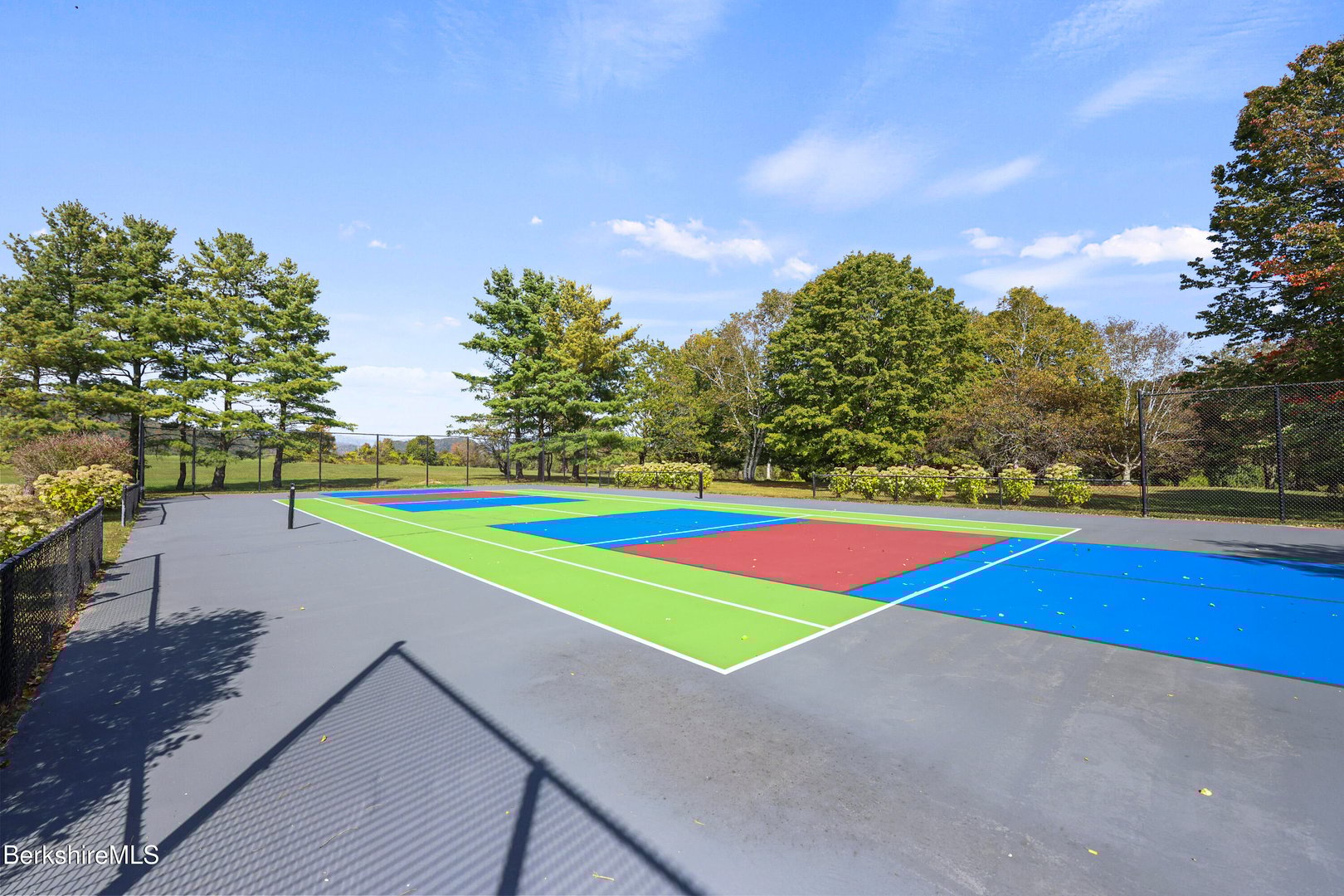 60 Old Cheshire Rd Photo 67