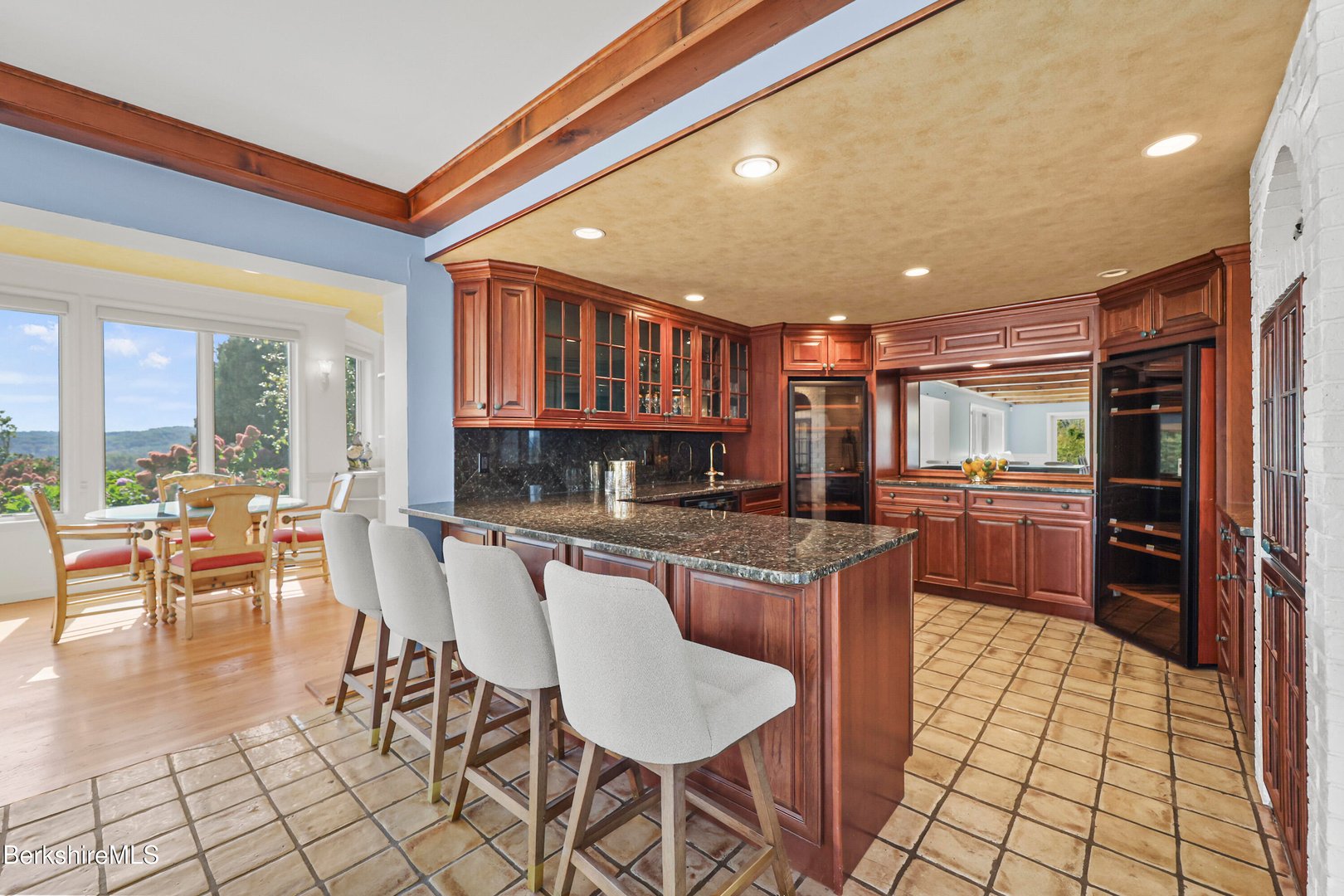 60 Old Cheshire Rd Photo 36