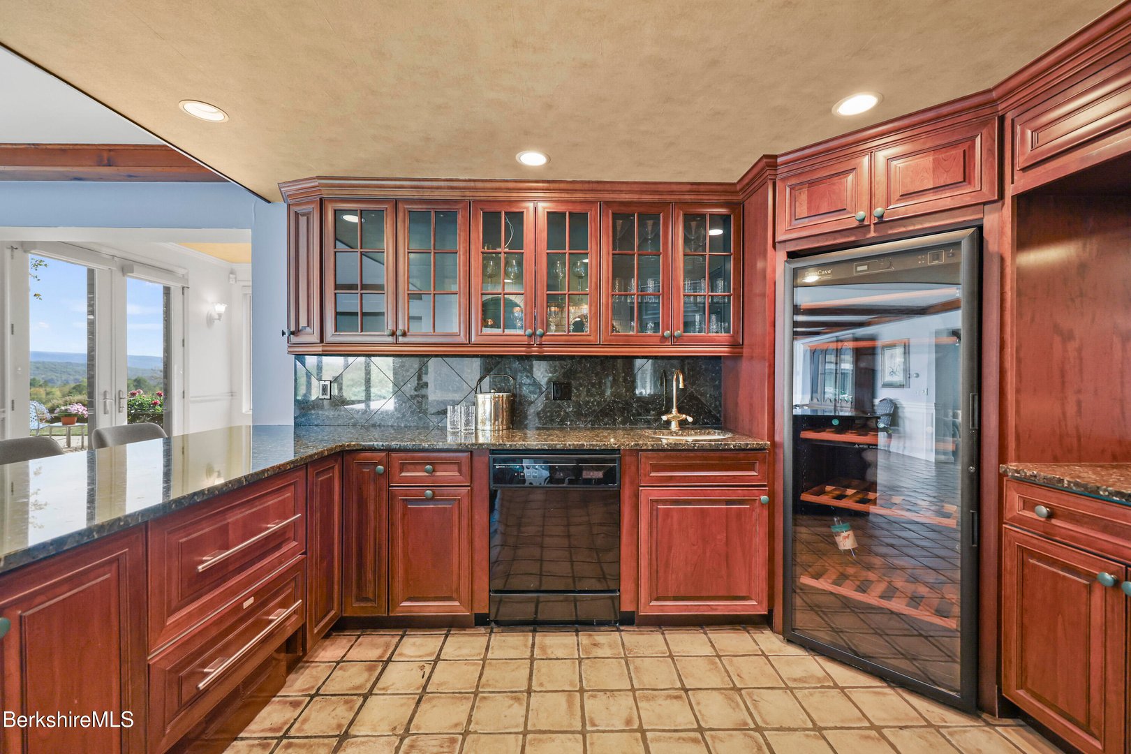 60 Old Cheshire Rd Photo 35