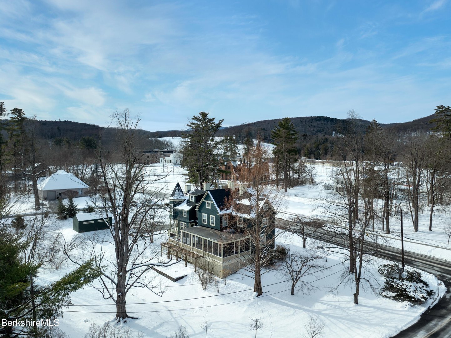 148 South St Photo 4