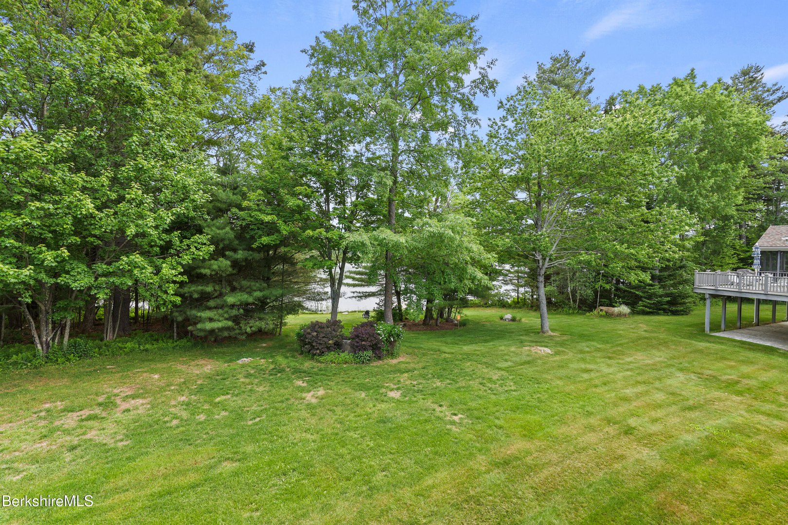 275 Pine Cone Ln Photo 20