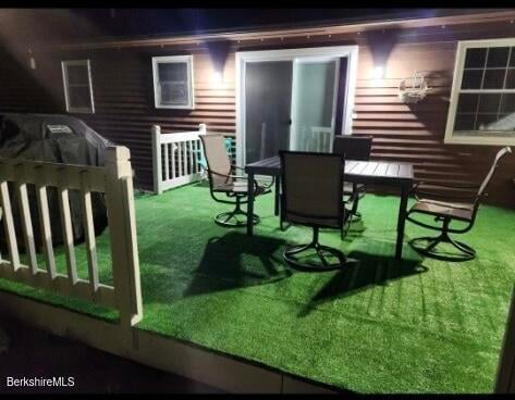 8 Country Rd Photo 36