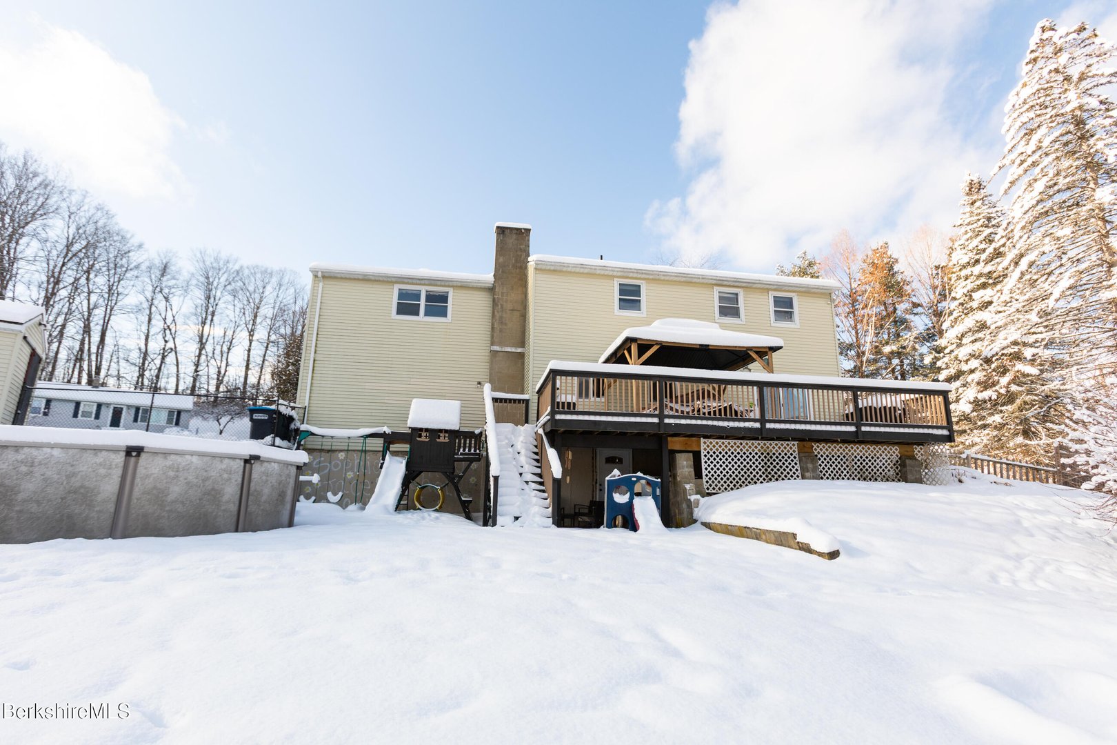 268 Devonshire Dr Photo 46