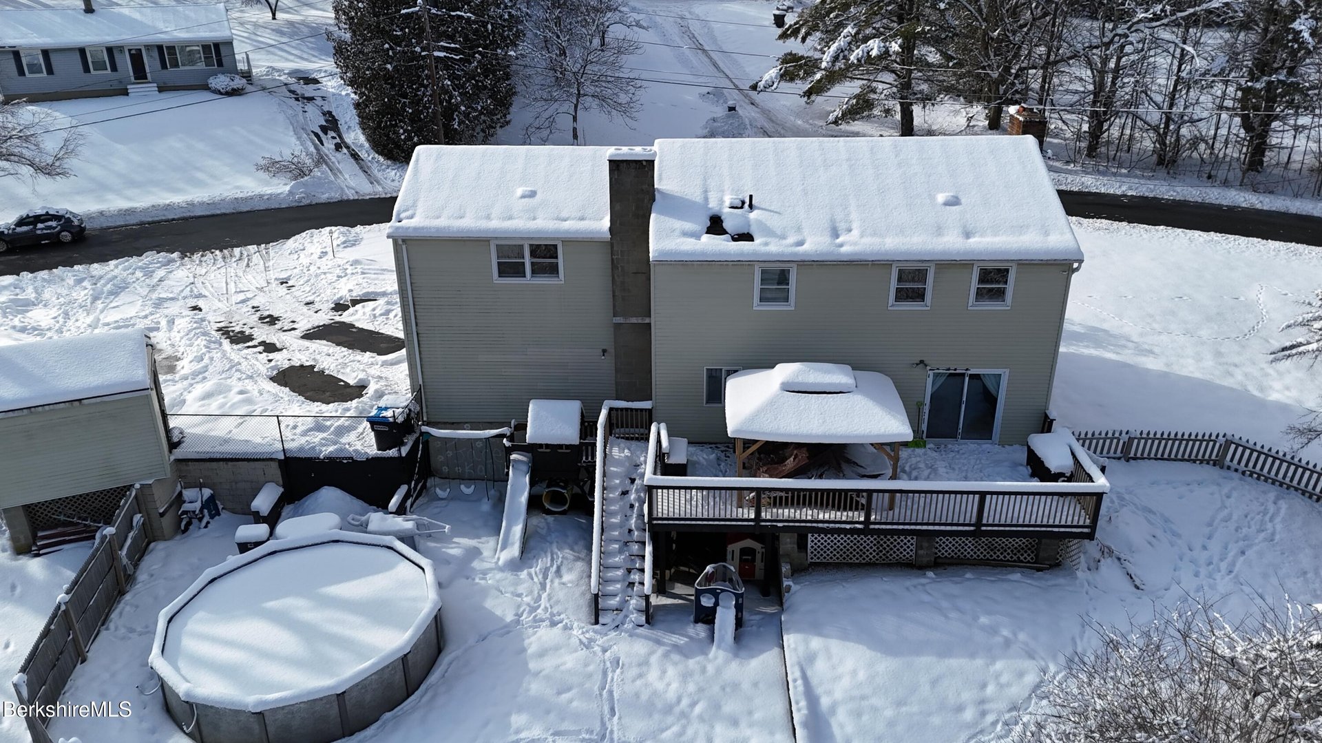 268 Devonshire Dr Photo 45