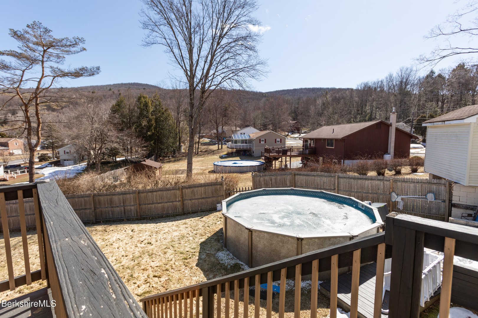 268 Devonshire Dr Photo 12