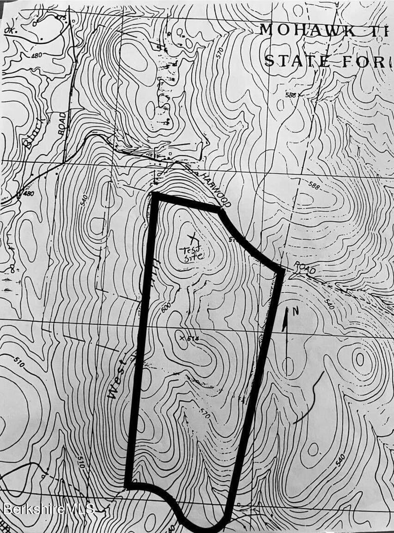 132 Harwood Rd Photo 3