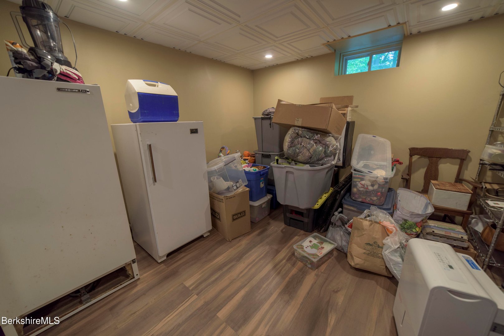 15 Cone Ave Photo 23