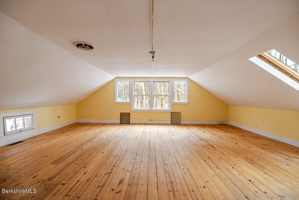 17 Cronk Rd Photo 56