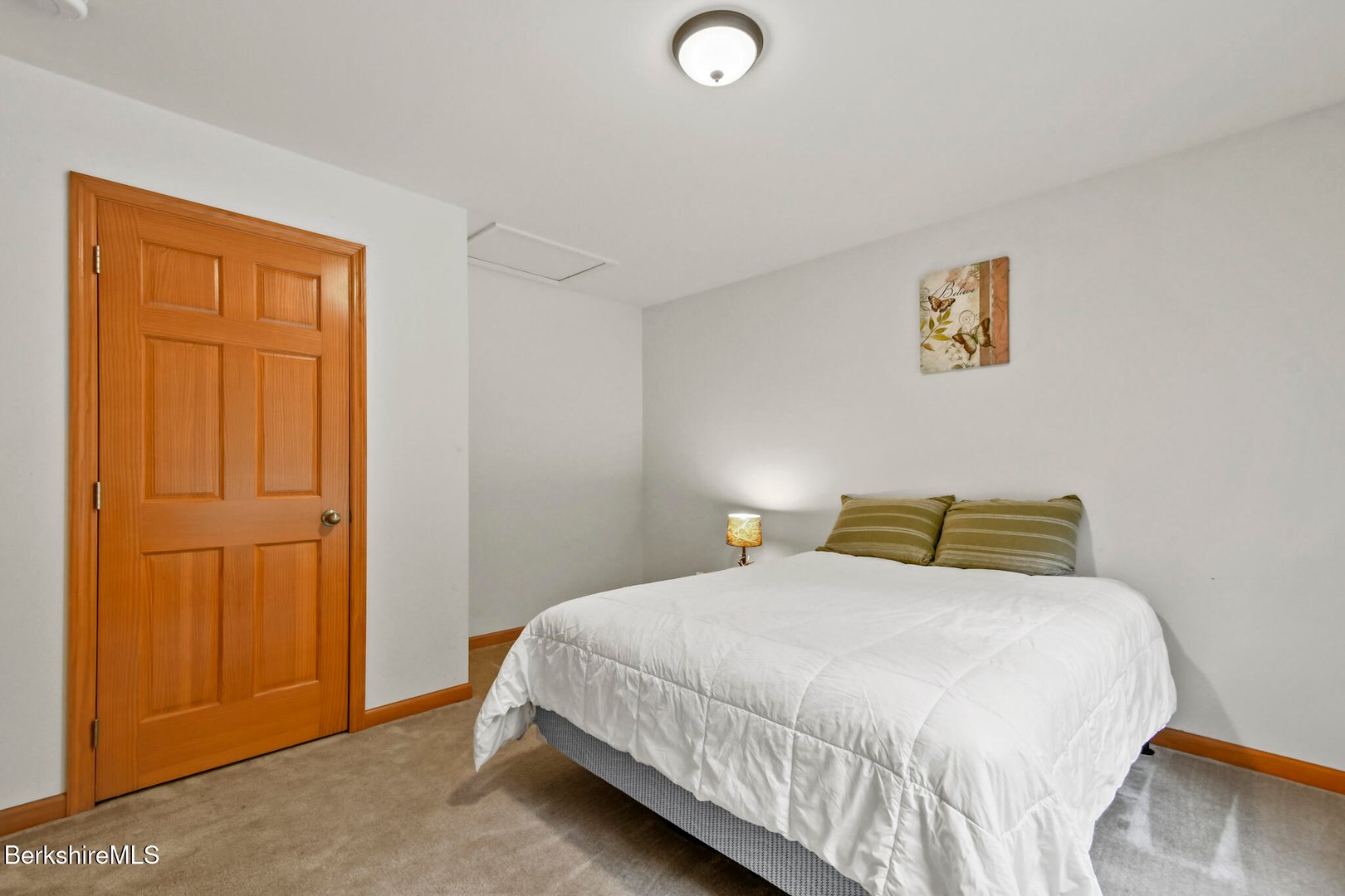 230 Curran Rd Photo 33