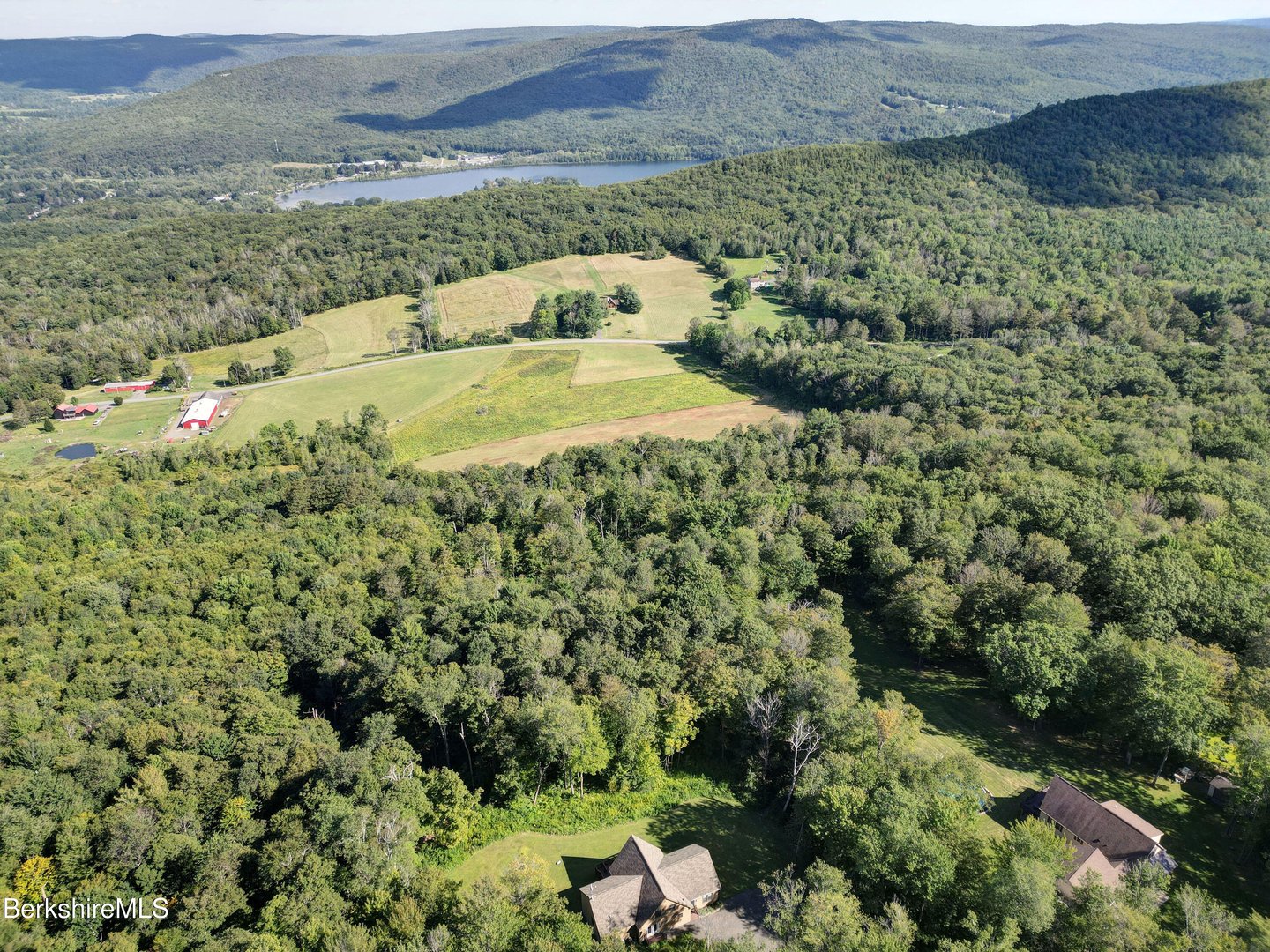 230 Curran Rd Photo 2