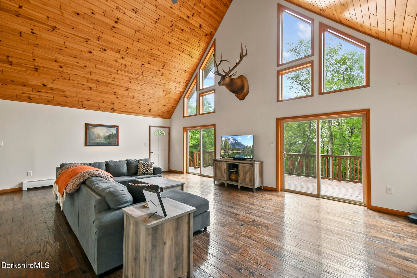 230 Curran Rd Photo 19