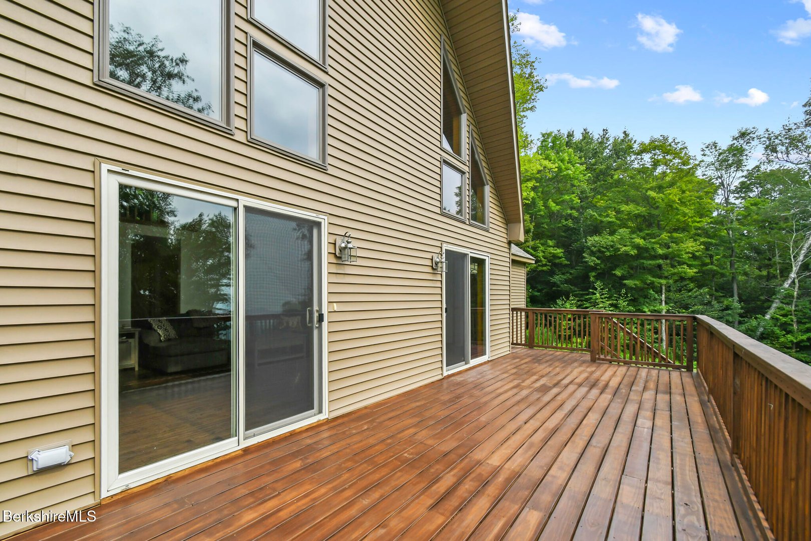 230 Curran Rd Photo 14