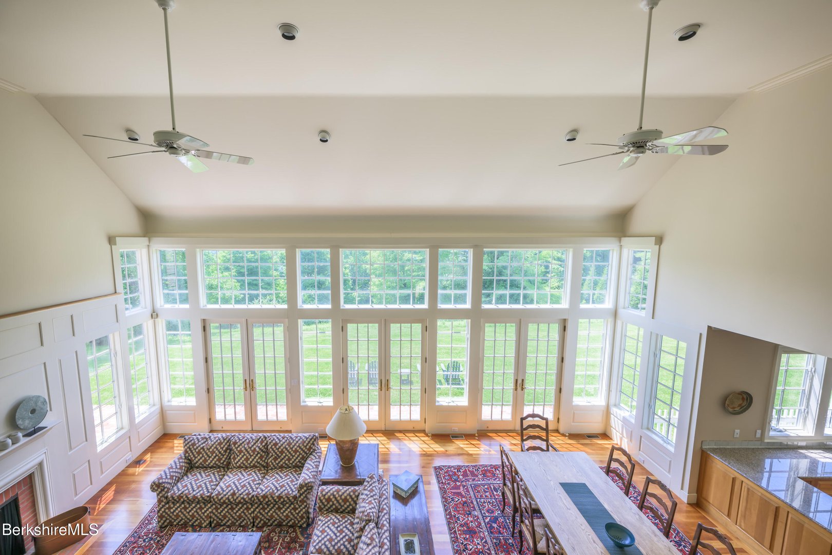 32 Crooked Hill Rd Photo 44