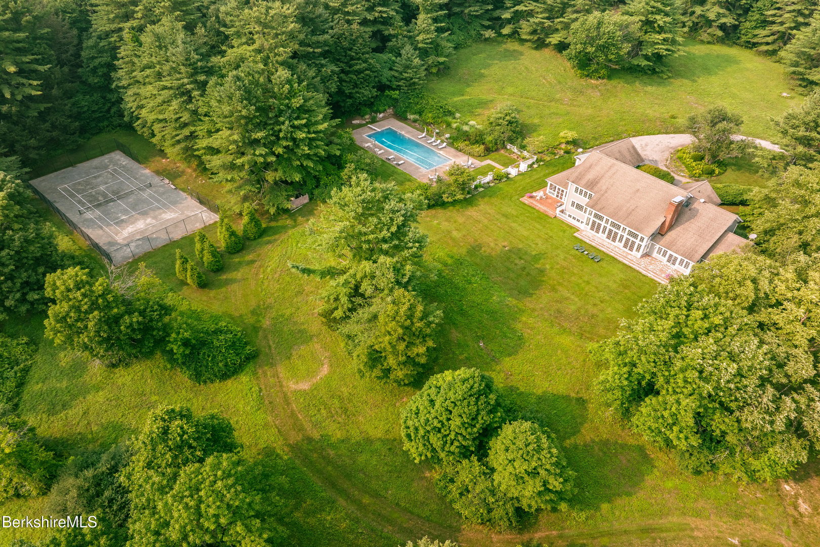 32 Crooked Hill Rd Photo 71
