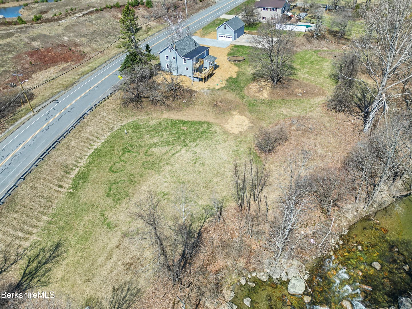 738 River Rd Photo 61