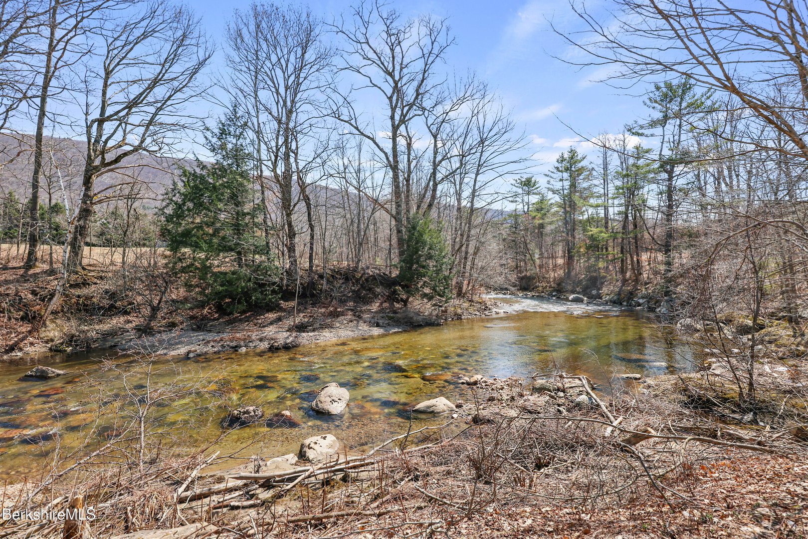 738 River Rd Photo 57