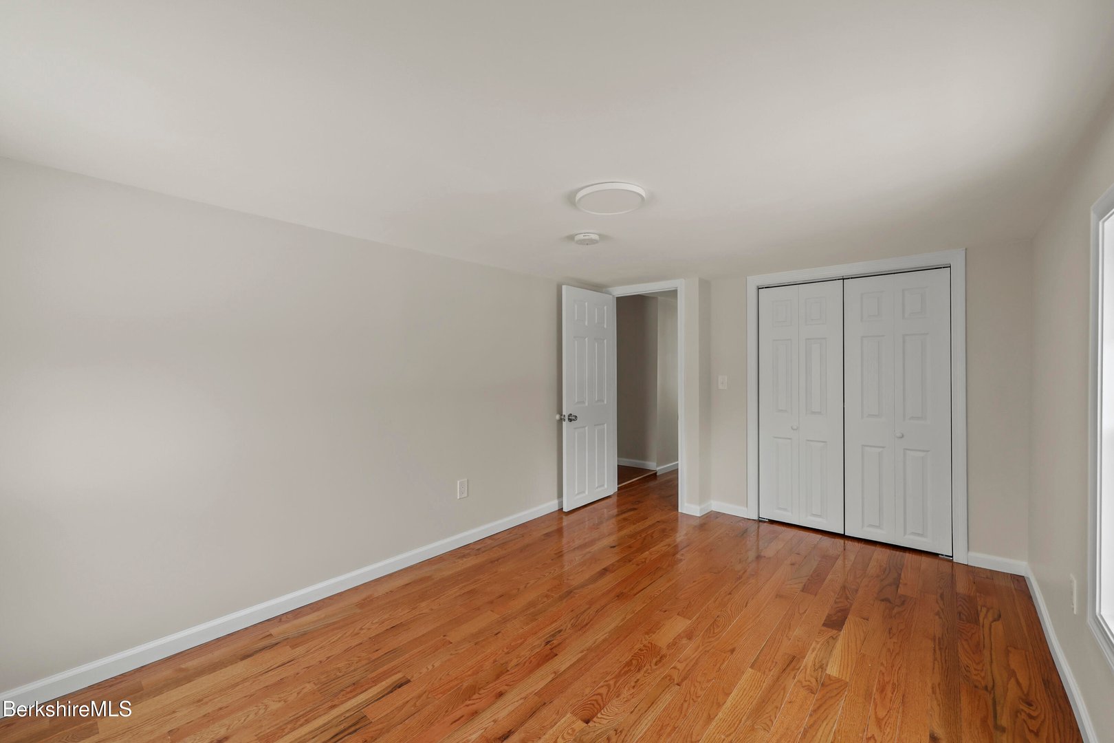 738 River Rd Photo 50