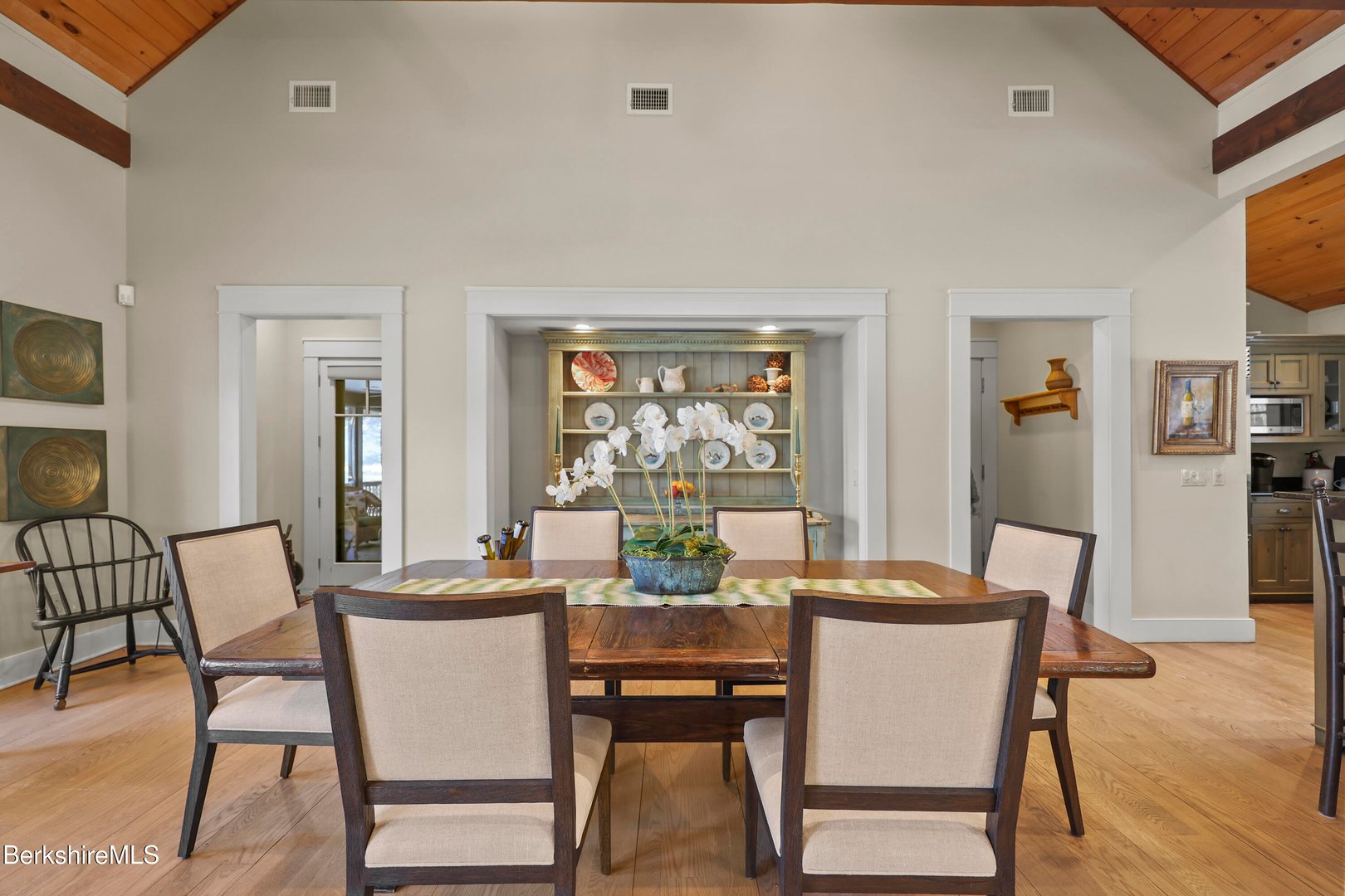 201 Stratford Rd Photo 18