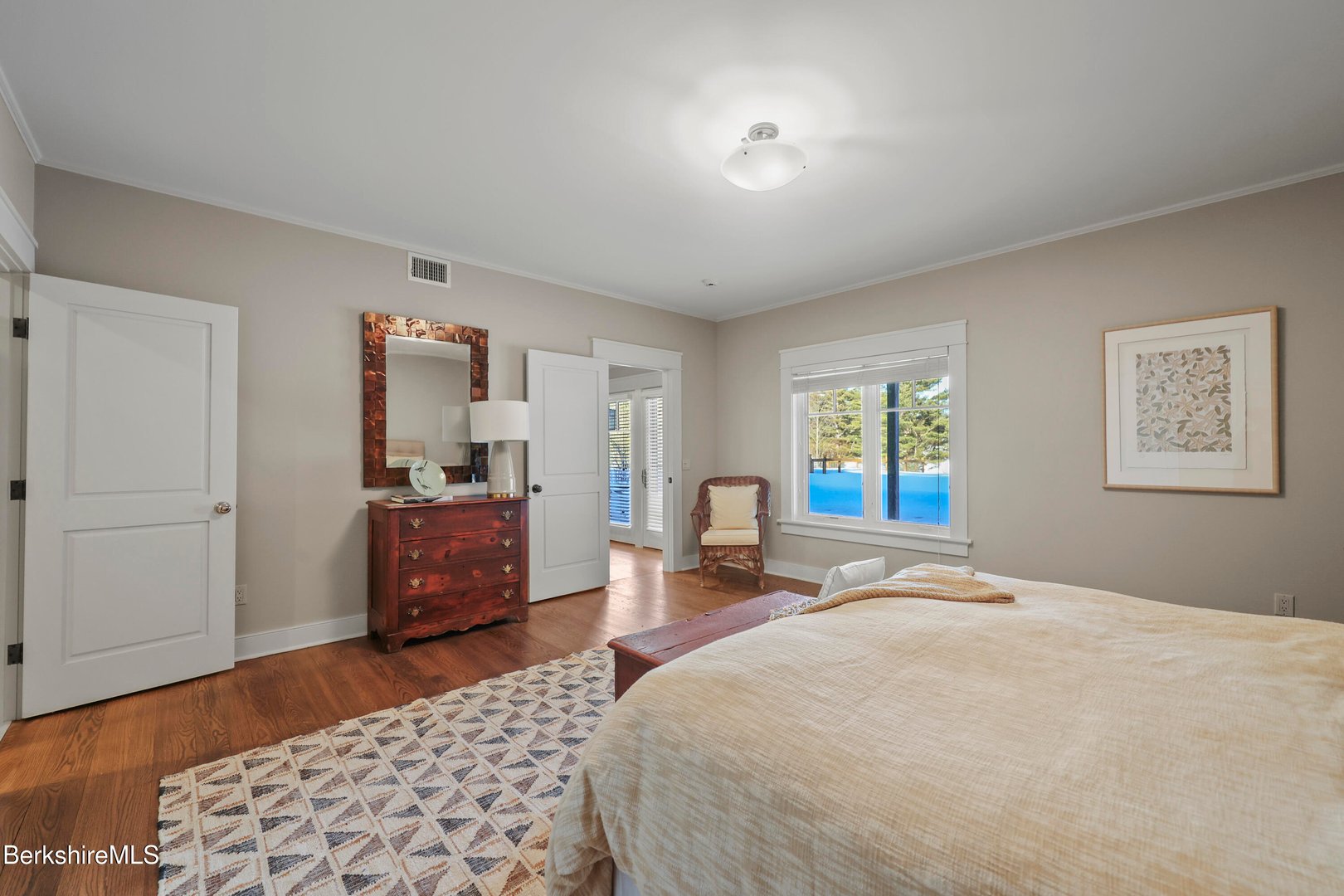 201 Stratford Rd Photo 51