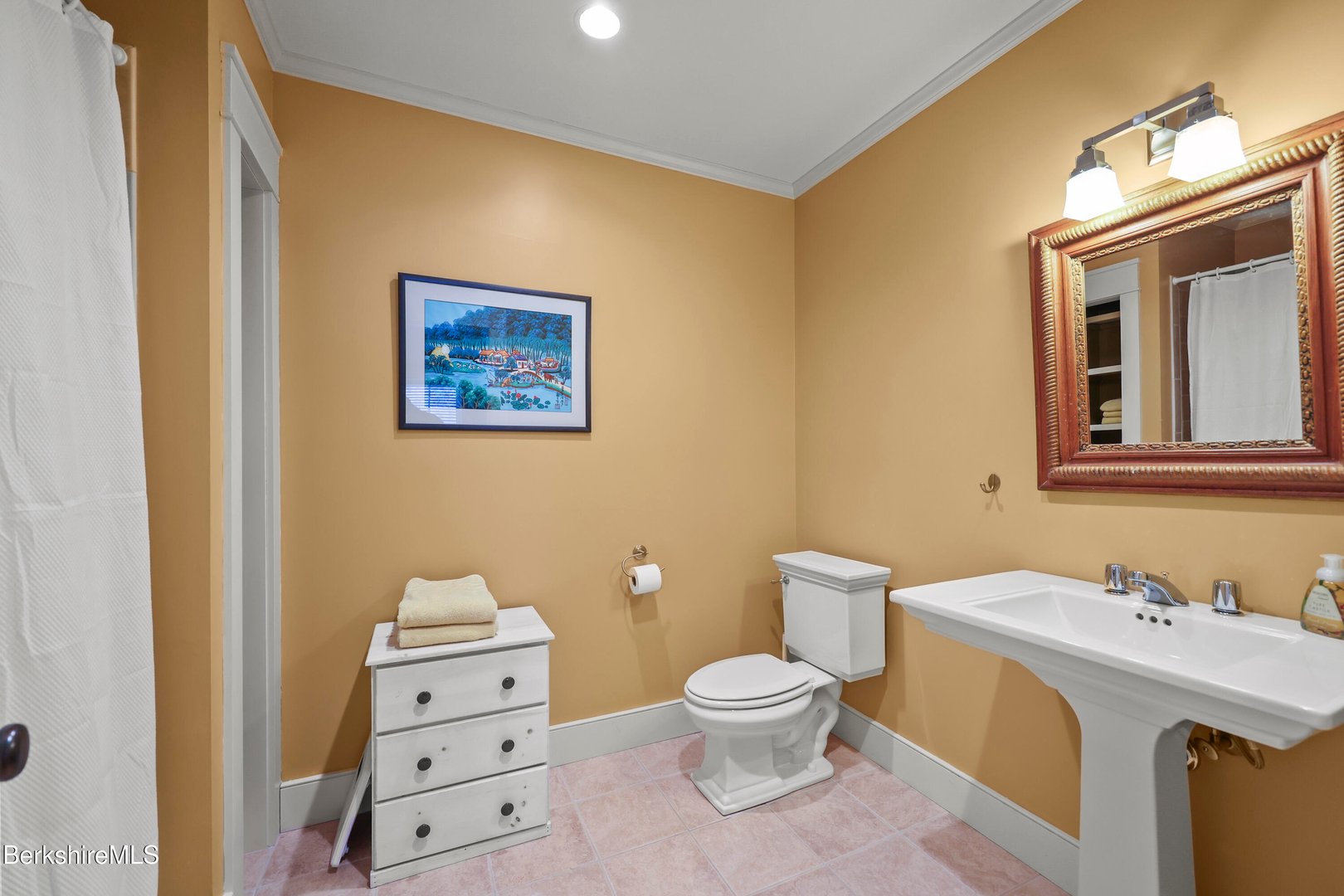 201 Stratford Rd Photo 58