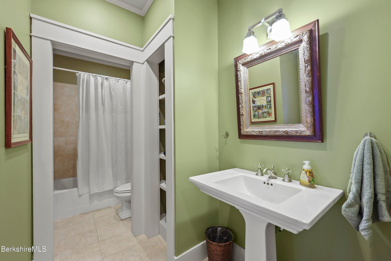 201 Stratford Rd Photo 52