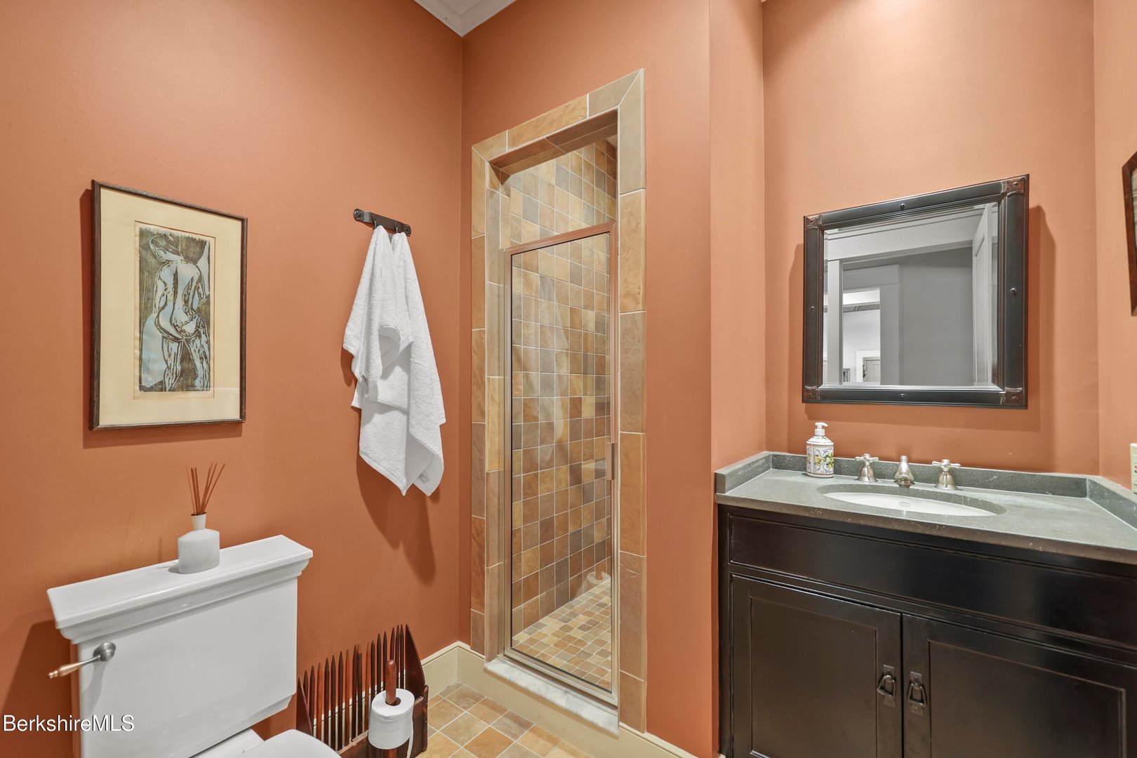 201 Stratford Rd Photo 41