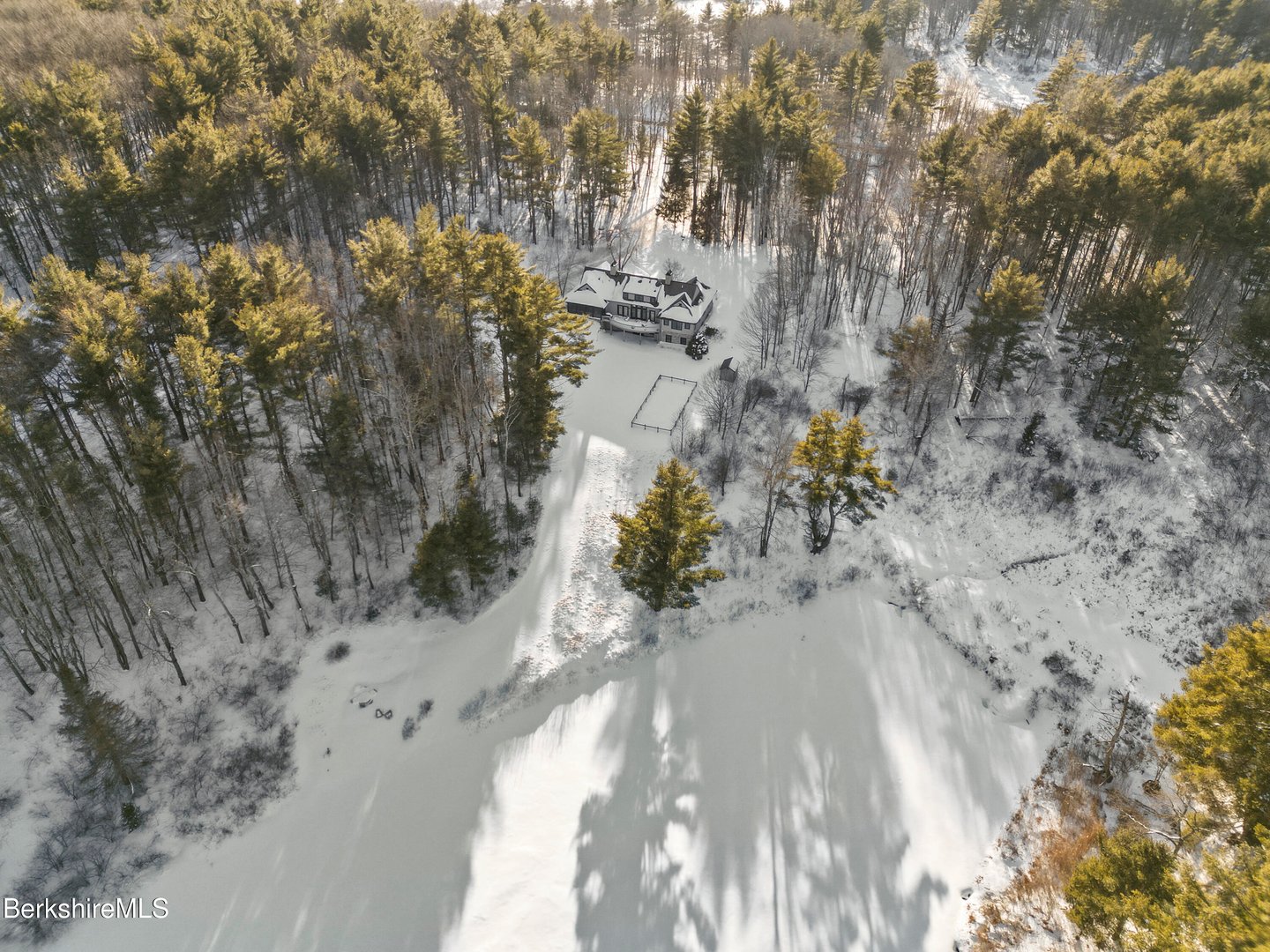 201 Stratford Rd Photo 76