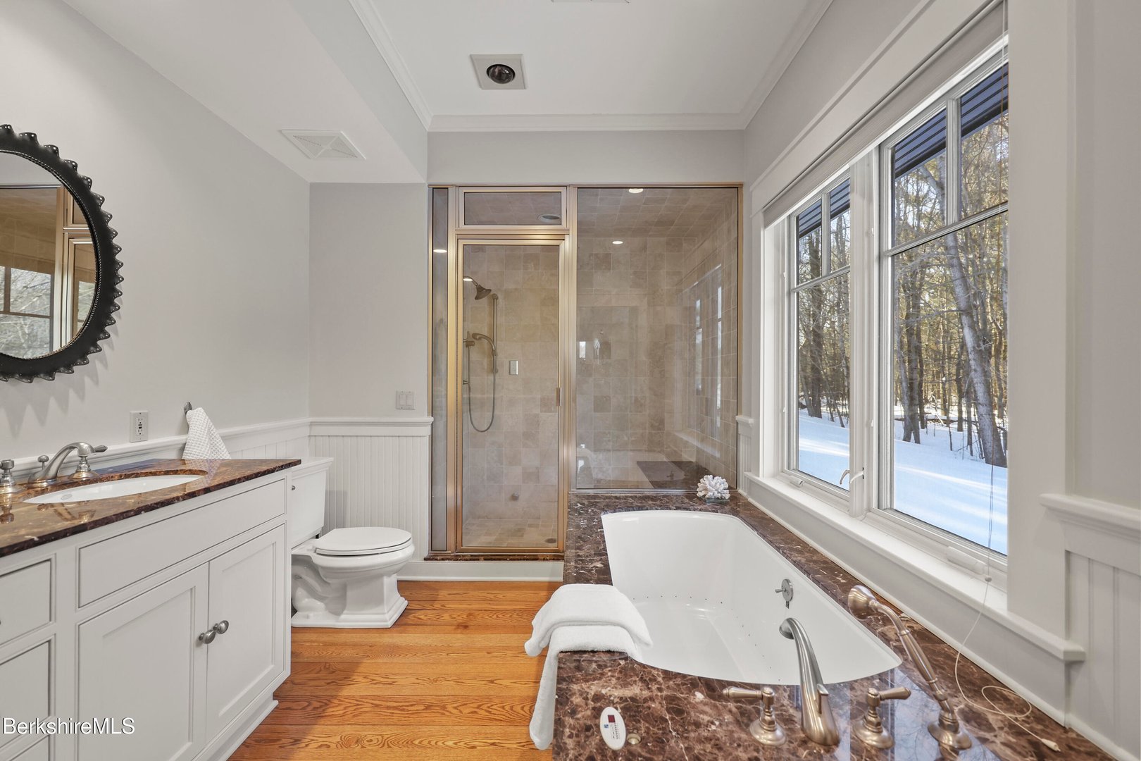 201 Stratford Rd Photo 37