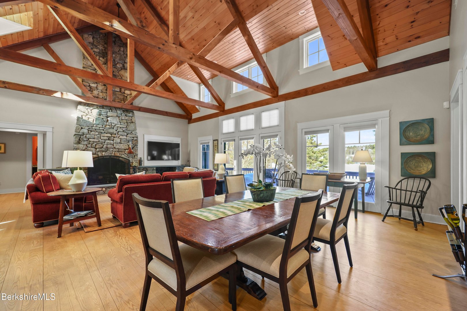 201 Stratford Rd Photo 19