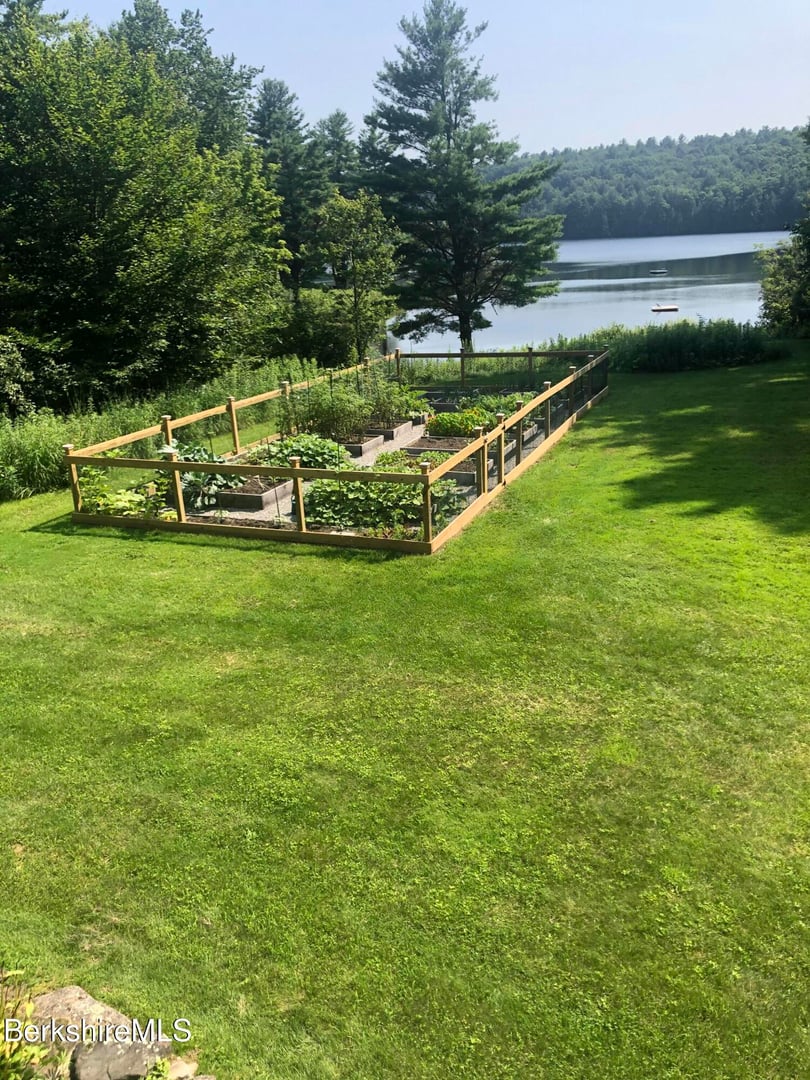 201 Stratford Rd Photo 61