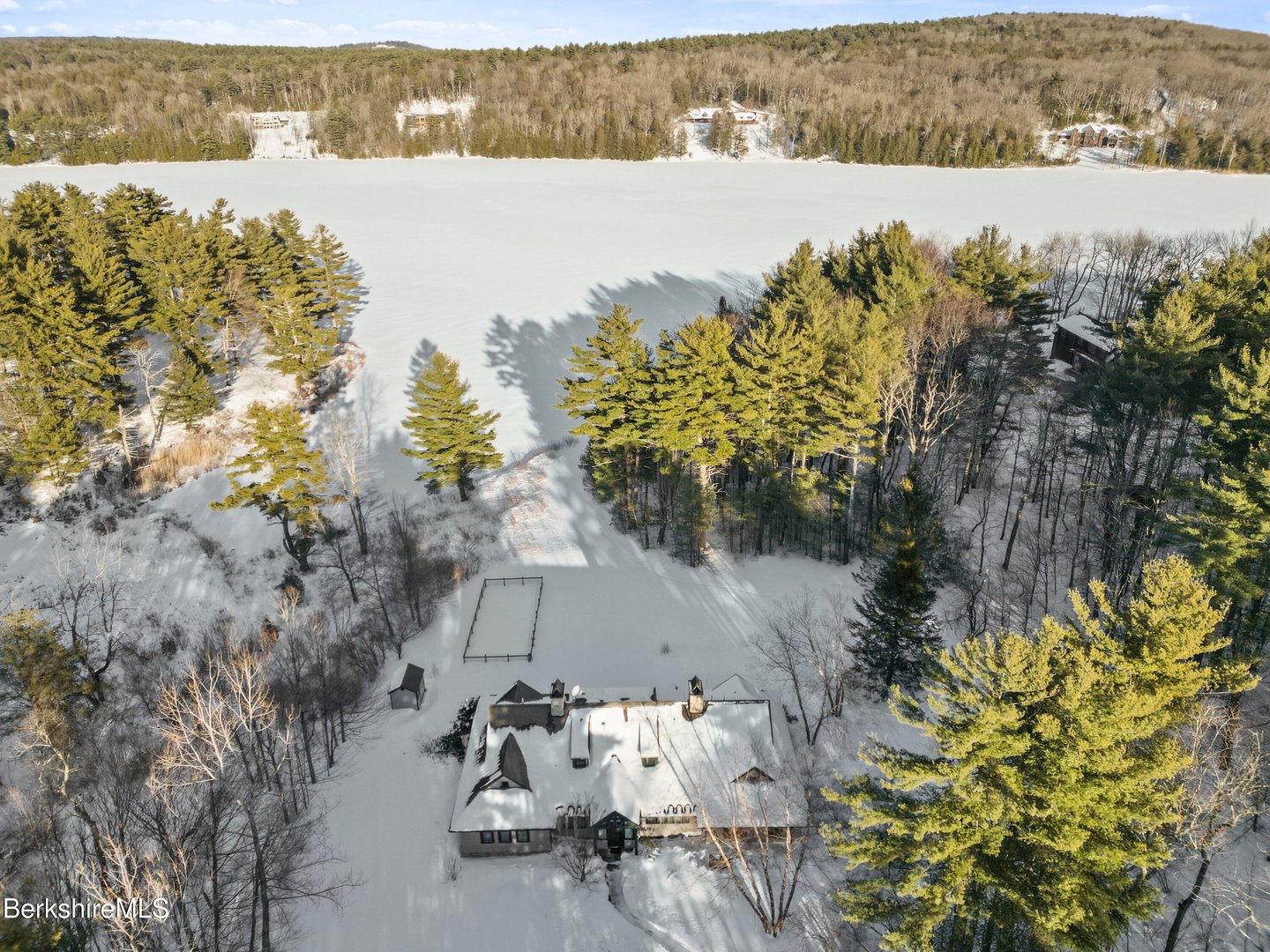 201 Stratford Rd Photo 68