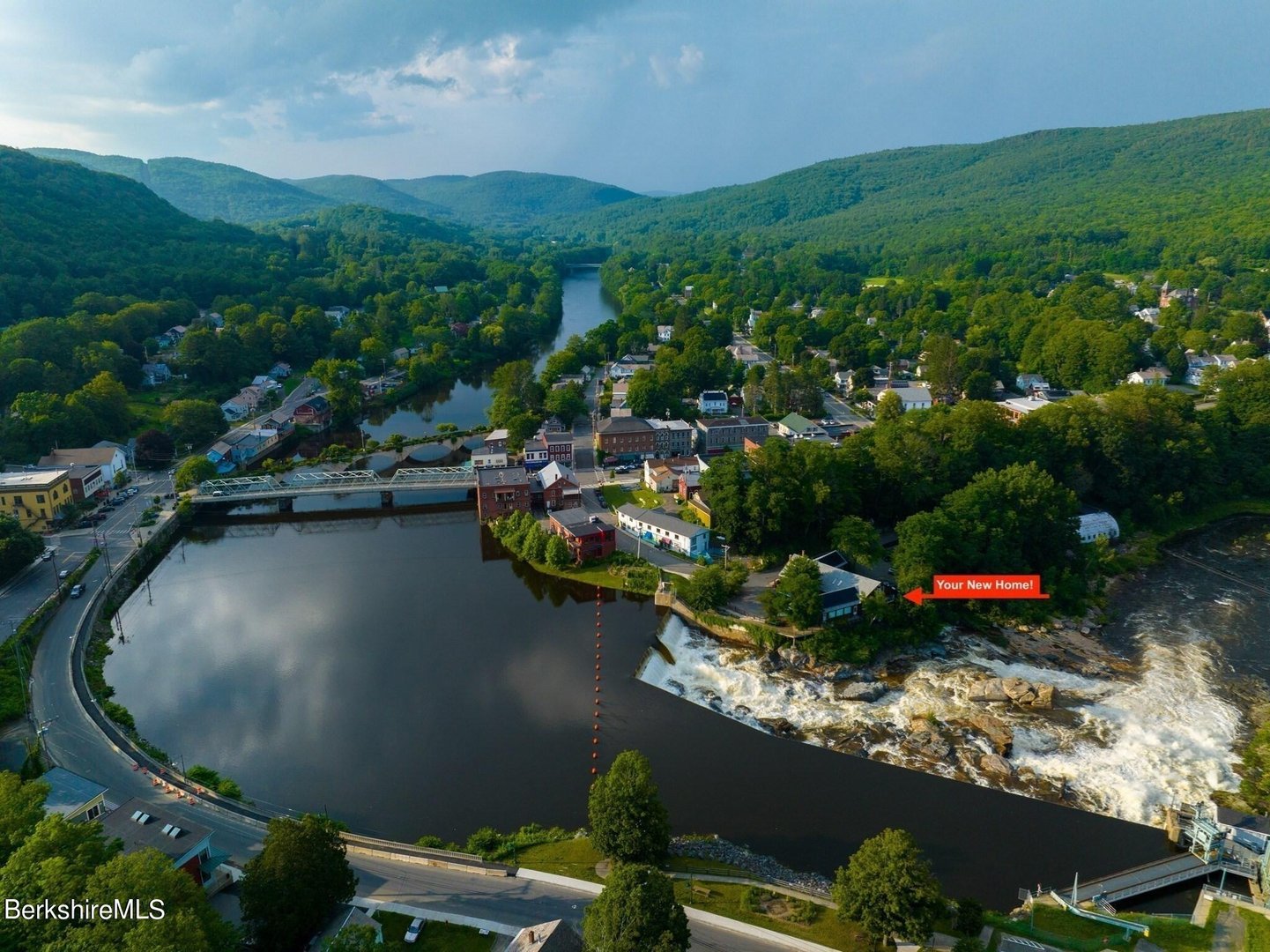 10 Deerfield Ave  #5 Photo 24