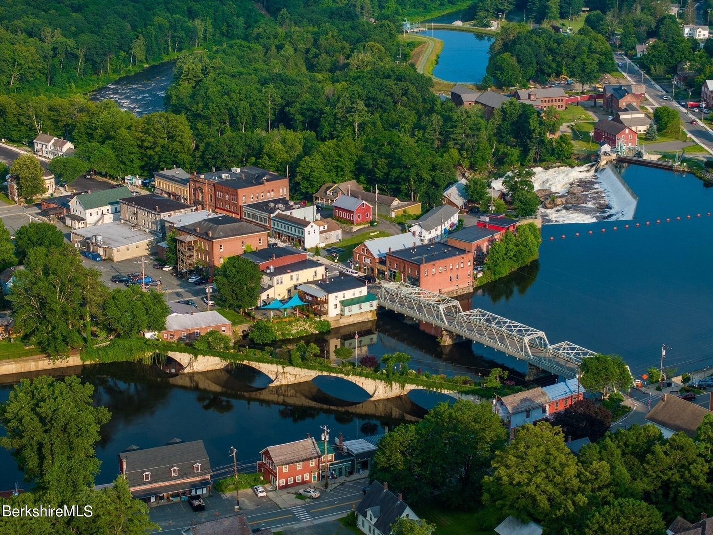 10 Deerfield Ave  #5 Photo 25