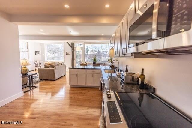 10 Deerfield Ave  #5 Photo 6