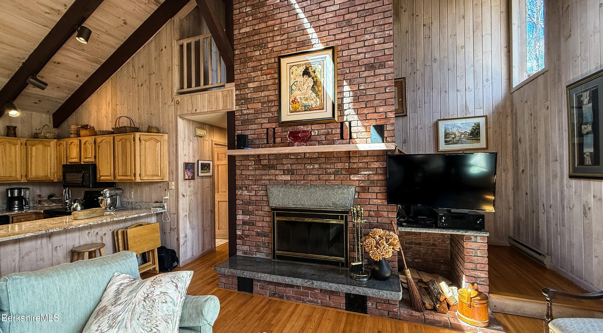 121 Hiawatha Rd Photo 17