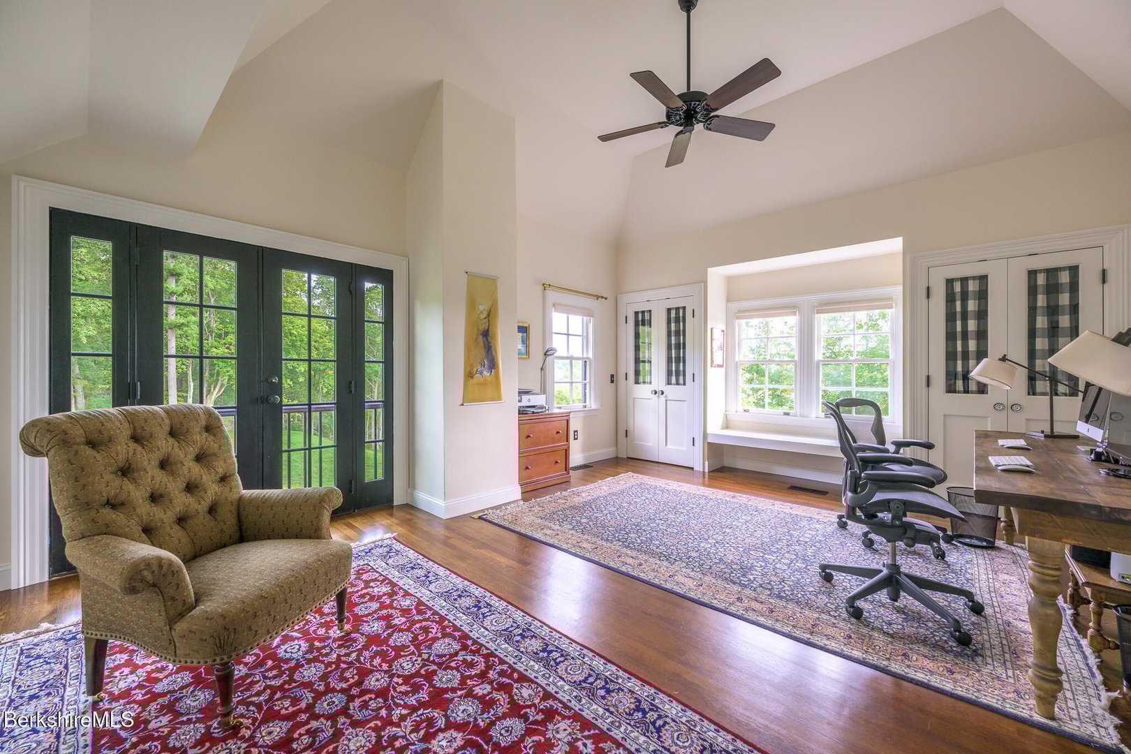 399 Under Mountain Rd Photo 43