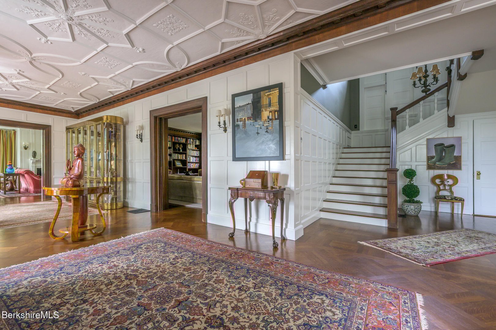 399 Under Mountain Rd Photo 9