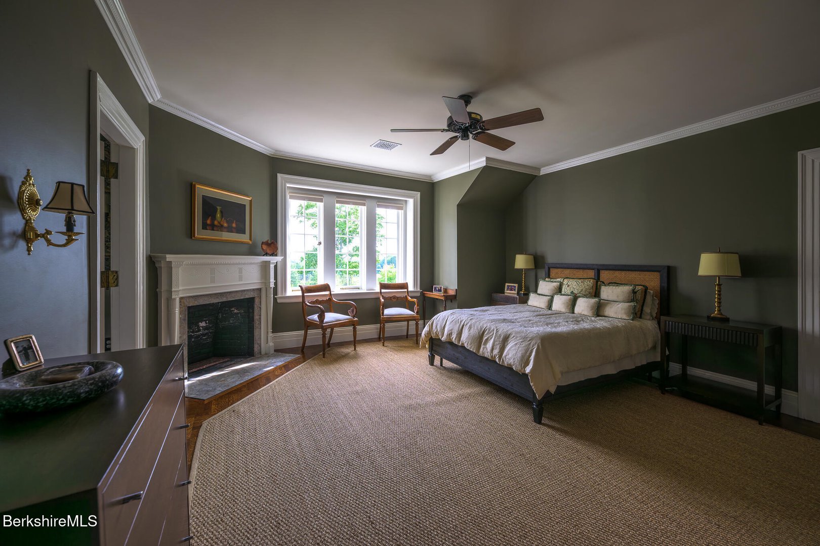 399 Under Mountain Rd Photo 31