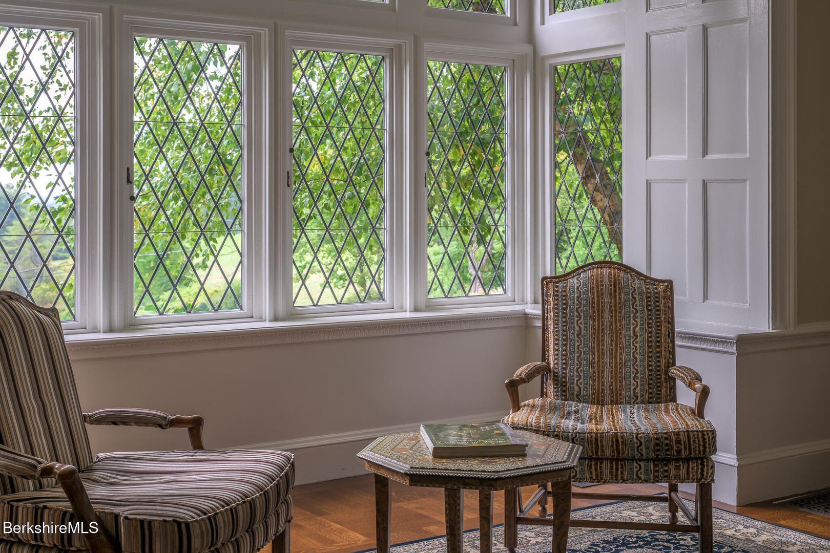 399 Under Mountain Rd Photo 13