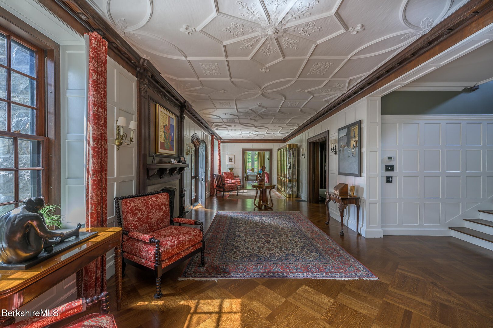 399 Under Mountain Rd Photo 8