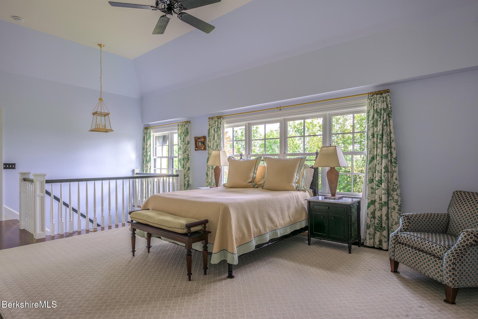 399 Under Mountain Rd Photo 40