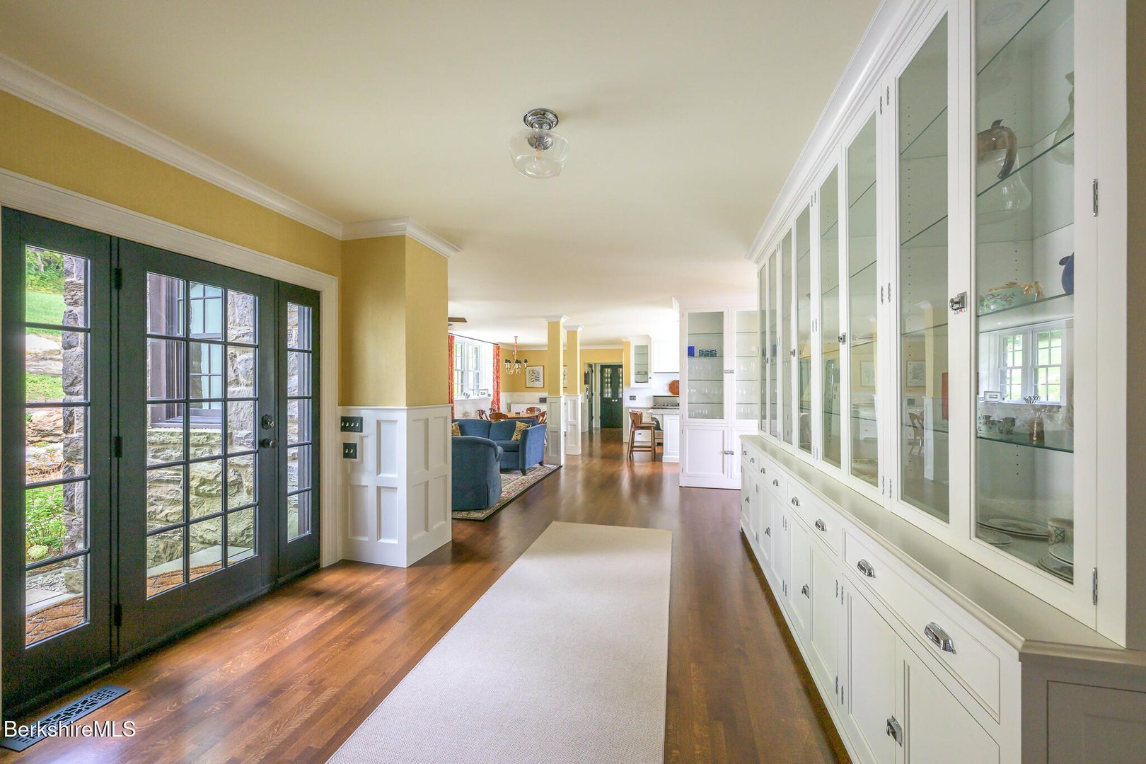 399 Under Mountain Rd Photo 19