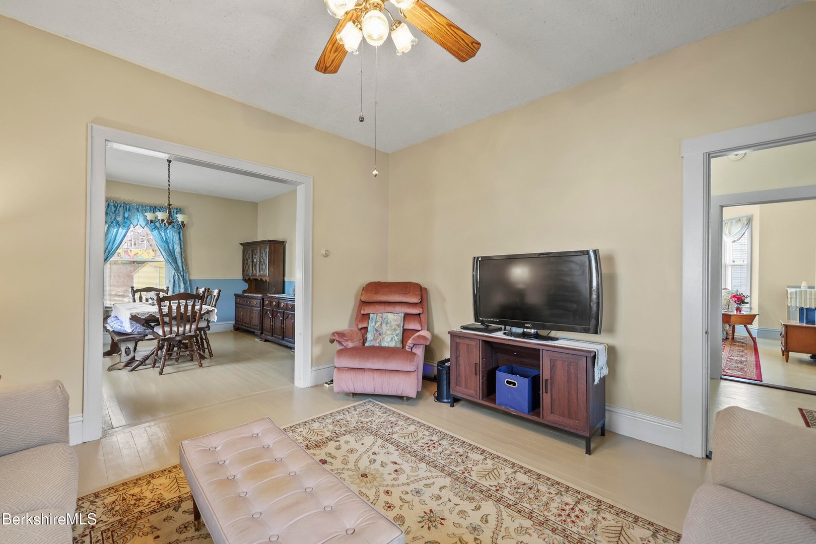 34 Goodrich St Photo 6