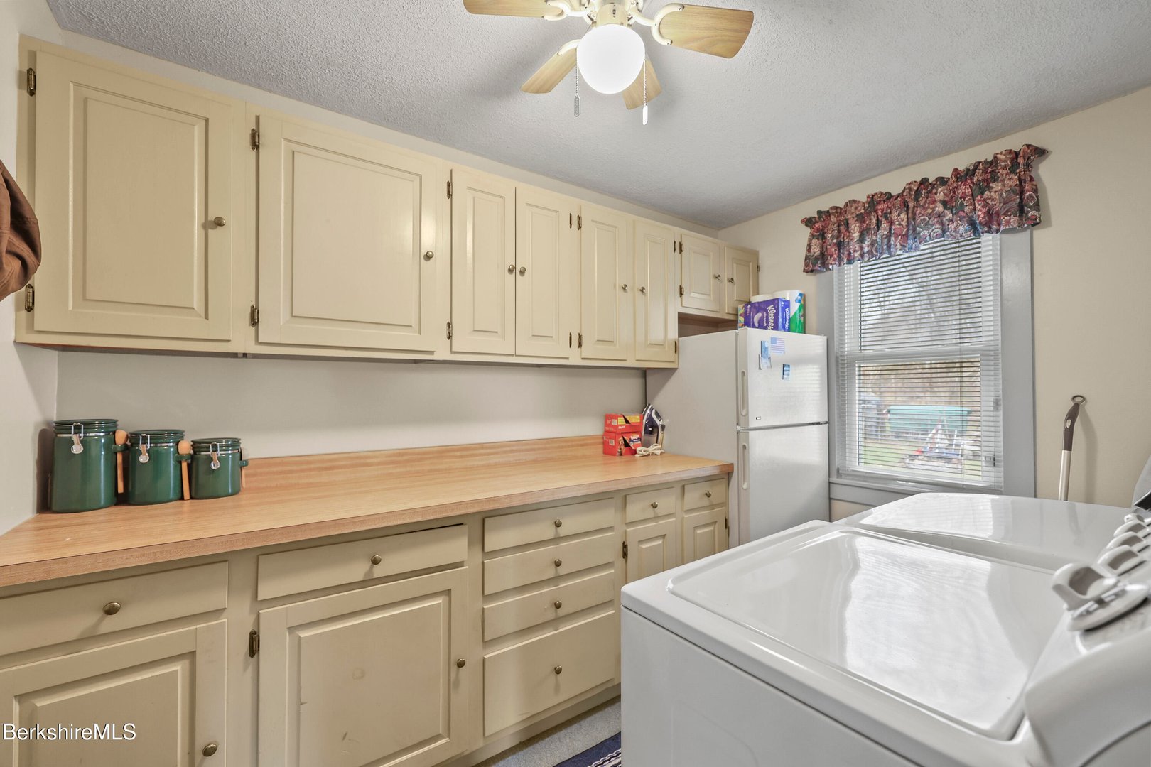 34 Goodrich St Photo 20