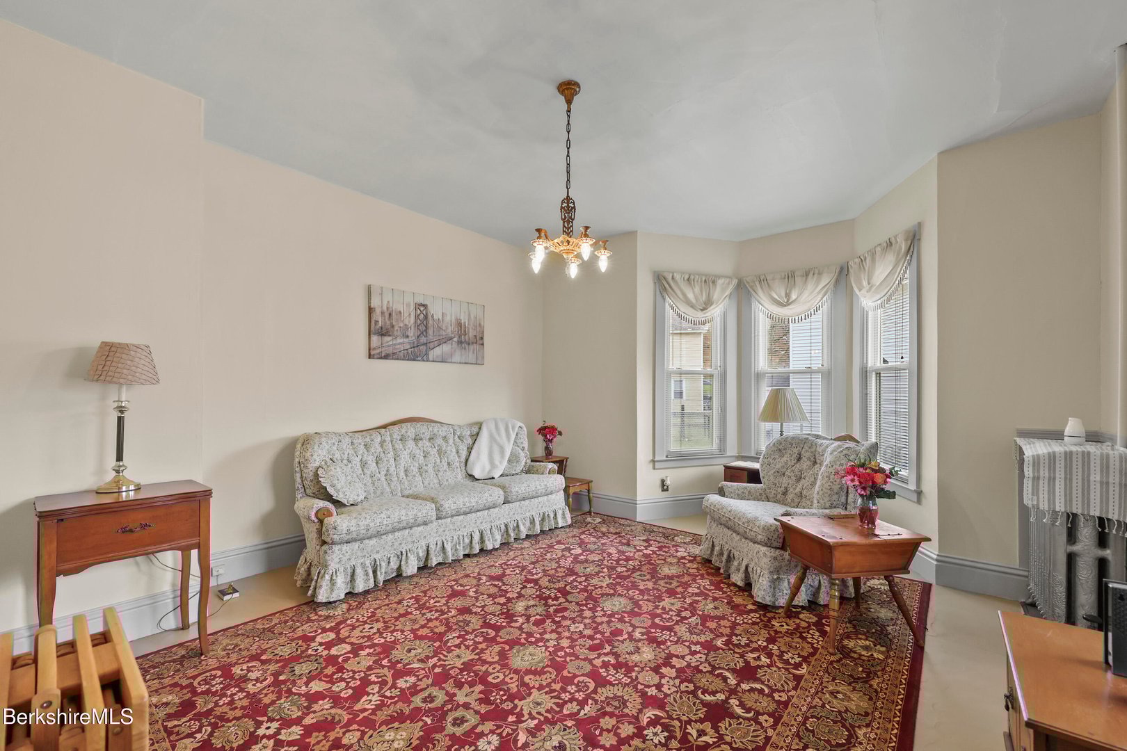 34 Goodrich St Photo 12