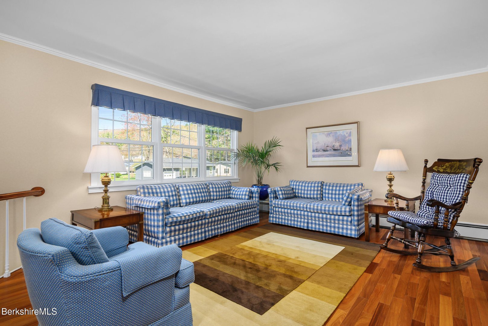 54 Pinehill Ter Photo 15