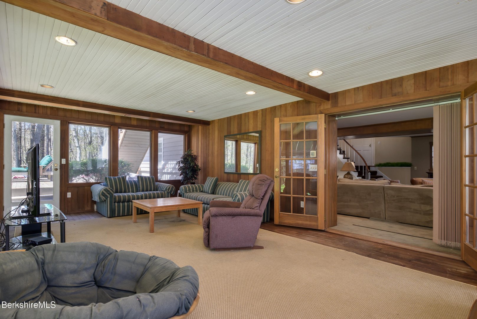 54 Pinehill Ter Photo 39